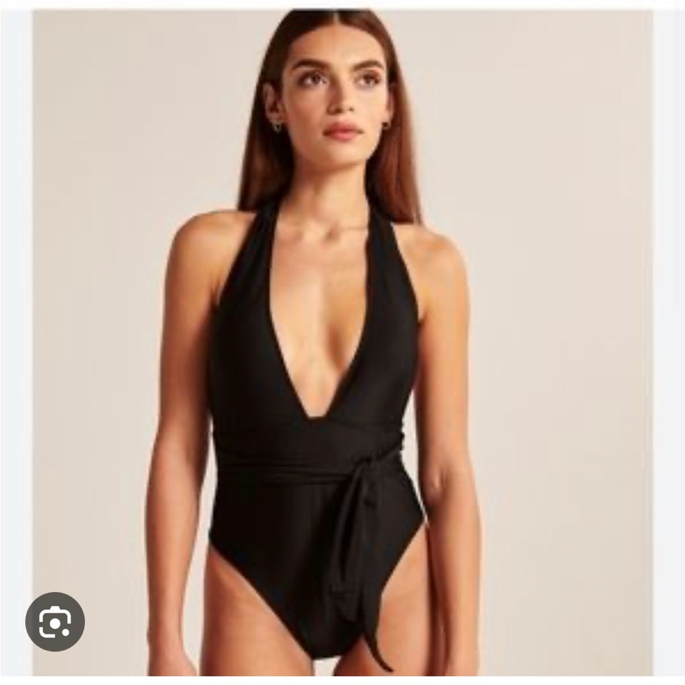 Abercrombie Black Halter One Piece
Swimsuit Size S. Never worn. New with tags